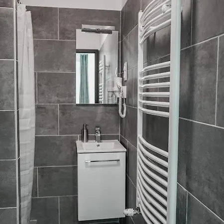 Luxury Pearl Budapest